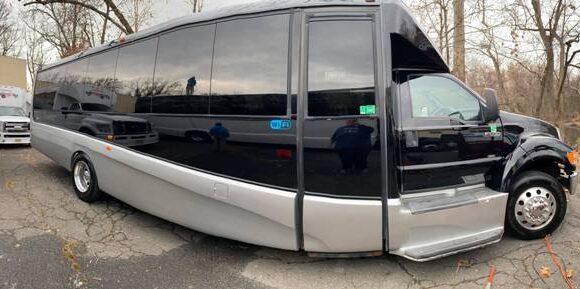 31 Passenger Executive Shuttle Bus